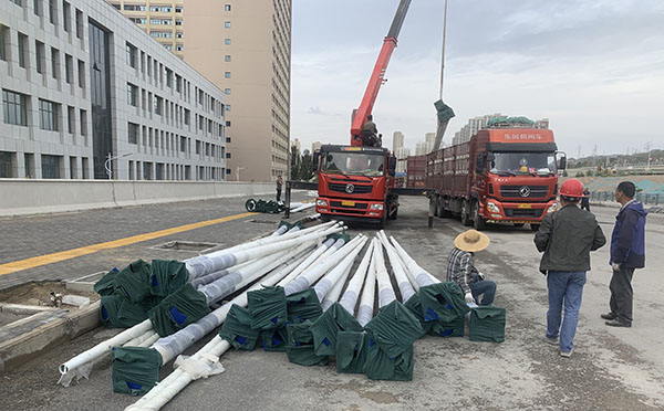 农村太阳能路灯安装全解析:庭院新城镇太阳能路灯施工指南 农村新城镇太阳能路灯安装全解析:庭院新城镇太阳能路灯施工指南